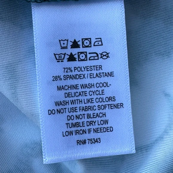 Tommy Bahama Women's Long Sleeve Full Zip Active Jacket Top Size Small Teal - Picture 17 of 17